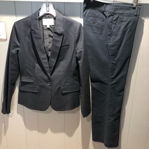 Banana Republic women’s suit